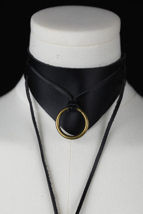 Statement leather choker with brass hardware details