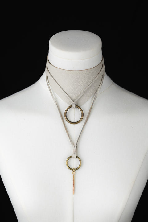 off-white Elegant leather collar for evening or casual wear